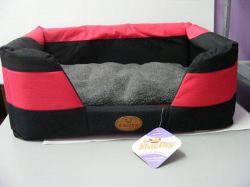 Stay Dry Bed Medium Red/Black